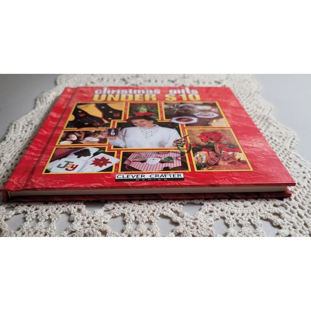 Vtg 1997 'Christmas Gifts Under $10' Clever Crafter Series Leisure Arts